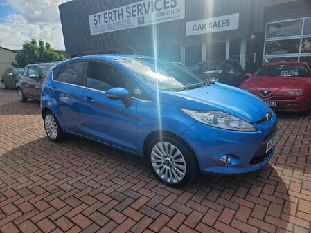 FORD FIESTA 1.4 TDCi Titanium