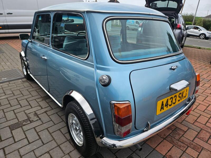 AUSTIN MINI