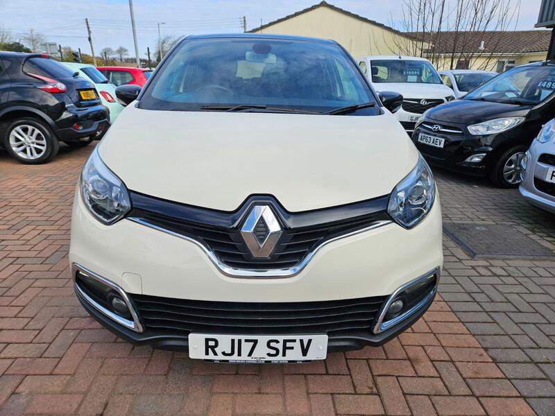 RENAULT CAPTUR