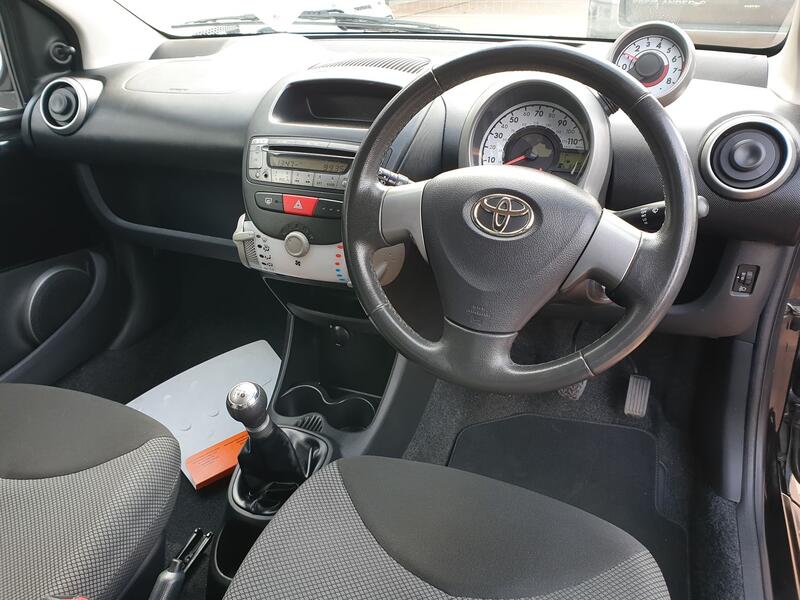 TOYOTA AYGO